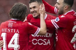 Kololli félicité après son but KEYSTONE/ENNIO LEANZA